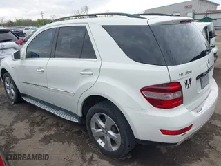 2011 Mercedes-Benz M-Class ML 350 BlueTEC with VIN 4JGBB2FB2BA676692, listed as a IAAI auction lot 41878199 with 192,368 mi miles. Bid and sale history available at carsss.com. Image 3.