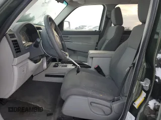 2008 Jeep Liberty Sport with VIN 1J8GN28K08W116897, listed as a Copart auction lot 84219814 with 188,478 mi miles and Clean Title. Bid and sale history available at DreamBid. Image 7.