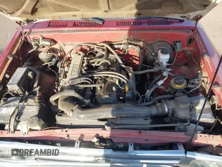 1993 Toyota Pickup DX z VIN JT4RN81P1P5162011, wystawiony jako IAAI lot #41721589 z przebiegiem 207 489 mil mil oraz . Historia ofert i sprzedaży dostępna na DreamBid. Obrazek 10.