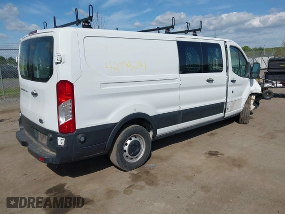 2019 Ford Transit z VIN 1FTYR2ZM1KKA68132, wystawiony jako IAAI lot #42094241 z przebiegiem 154 243 mil mil oraz . Historia ofert i sprzedaży dostępna na DreamBid. Obrazek 4.