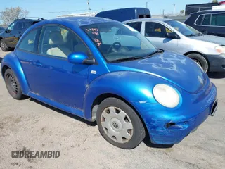 2001 Volkswagen Beetle GLS z VIN 3VWCD21C71M450097, wystawiony jako IAAI lot #41987413 z przebiegiem 145 280 mil mil oraz . Historia ofert i sprzedaży dostępna na DreamBid. Obrazek 1.