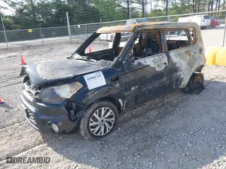 2012 Kia Soul with VIN KNDJT2A55C7365240, listed as a IAAI auction lot 41902745 with 1 mi miles. Bid and sale history available at carsss.com. Image 2.