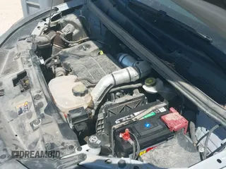 2022 Chevrolet Trax LS z VIN KL7CJKSM0NB545520, wystawiony jako IAAI lot #42575411 z przebiegiem 53 804 mil mil oraz . Historia ofert i sprzedaży dostępna na DreamBid. Obrazek 21.