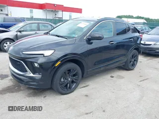 2024 Buick Encore GX Sport Touring z VIN KL4AMESL6RB007771, wystawiony jako IAAI lot #42365080 z przebiegiem 62 311 mil mil oraz . Historia ofert i sprzedaży dostępna na DreamBid. Obrazek 21.