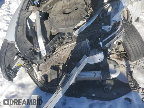 2022 Genesis G70 2.0T with VIN KMTG34TA9NU098058, listed as a Copart auction lot 88098465 with 0 mi miles and Salvage Title. Bid and sale history available at carsss.com. Image 12.