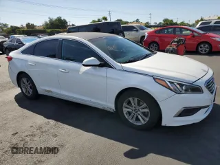 2016 Hyundai Sonata SE z VIN 5NPE24AF2GH348048, wystawiony jako Copart lot #59058185 z przebiegiem 137 605 mil mil oraz Czysty tytuł • Clean title. Historia ofert i sprzedaży dostępna na DreamBid. Obrazek 4.