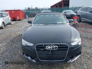 2013 Audi A5 Prestige z VIN WAUVFAFH6DN002171, wystawiony jako IAAI lot #41645193 z przebiegiem 74 054 mil mil oraz . Historia ofert i sprzedaży dostępna na DreamBid. Obrazek 13.