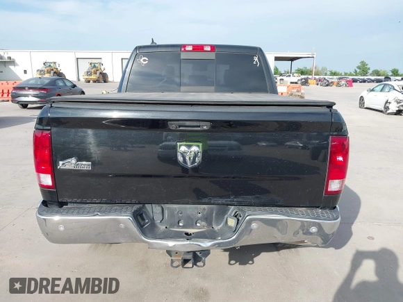 2015 Ram 1500 Lone Star z VIN 1C6RR6LT5FS663624, wystawiony jako IAAI lot #42070156 z przebiegiem 157 583 mil mil oraz . Historia ofert i sprzedaży dostępna na DreamBid. Obrazek 16.