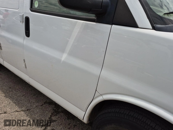 2019 Chevrolet Express Cargo с VIN 1GCWGAFP8K1160429, выставлен на аукционе IAAI как лот 42556044 с пробегом 108 476 миль миль и . История ставок и продаж доступна на DreamBid. Изображение 5.