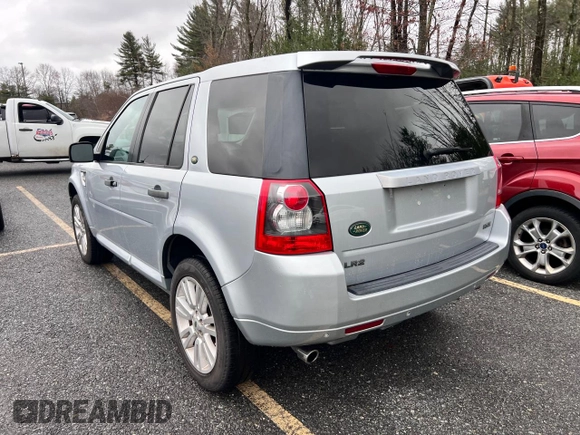 2009 Land Rover LR2 HSE with VIN SALFT24N59H146579, listed as a Copart auction lot 49926905 with 97,826 mi miles and Clean title. Bid and sale history available at DreamBid. Image 3.