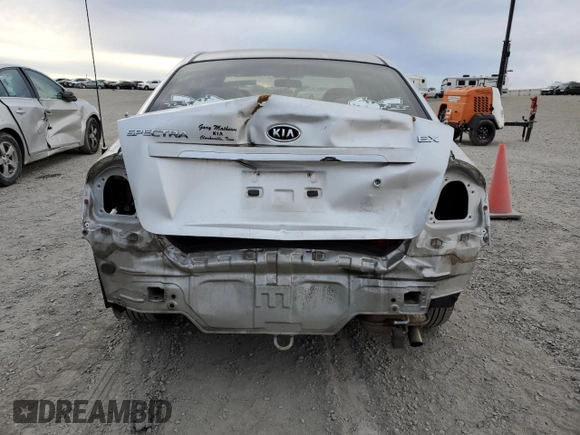 2009 Kia Spectra EX with VIN KNAFE221195626490, listed as a Copart auction lot 80804683 with 81,126 mi miles and Clean Title. Bid and sale history available at carsss.com. Image 6.