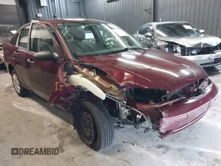 2007 Ford Focus S z VIN 1FAHP34N57W339646, wystawiony jako IAAI lot #41910076 z przebiegiem 129 800 mil mil oraz . Historia ofert i sprzedaży dostępna na DreamBid. Obrazek 1.