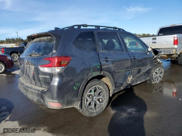 2022 Subaru Forester Premium with VIN JF2SKAEC3NH440459, listed as a Copart auction lot 46900635 with 52,929 mi miles and Salvage Title. Bid and sale history available at carsss.com. Image 3.