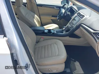 2016 Ford Fusion SE with VIN 3FA6P0H92GR173169, listed as a IAAI auction lot 42164602 with 65,808 mi miles and . Bid and sale history available at carsss.com. Image 5.