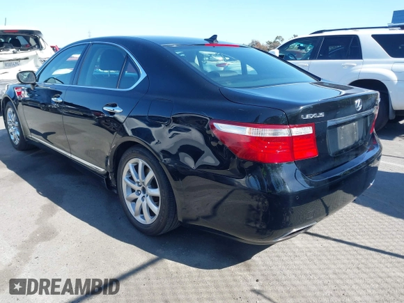 2008 Lexus LS 460 with VIN JTHBL46F385083603, listed as a IAAI auction lot 42085788 with Not Provided miles and . Bid and sale history available at DreamBid. Image 3.