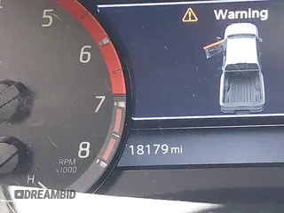 2024 Nissan Frontier Pro-4X z VIN 1N6ED1EK0RN644461, wystawiony jako IAAI lot #42618837 z przebiegiem 18 179 mil mil oraz . Historia ofert i sprzedaży dostępna na DreamBid. Obrazek 15.