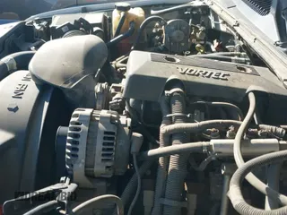 2000 Chevrolet Tahoe LS z VIN 1GNEK13T0YJ166981, wystawiony jako IAAI lot #42967135 z przebiegiem 257 867 mil mil oraz . Historia ofert i sprzedaży dostępna na DreamBid. Obrazek 19.