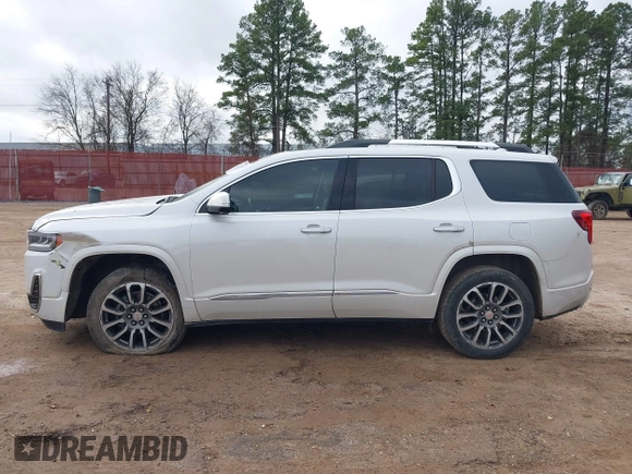 2021 GMC Acadia Denali with VIN 1GKKNPLS1MZ139821, listed as a IAAI auction lot 41455357 with 61,265 mi miles and . Bid and sale history available at carsss.com. Image 14.
