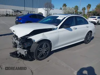 2019 Mercedes-Benz E 300 with VIN WDDZF4JB1KA686212, listed as a IAAI auction lot 41891840 with 30,088 mi miles and . Bid and sale history available at DreamBid. Image 19.