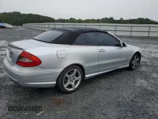 2006 Mercedes-Benz CLK-Class 5.0L with VIN WDBTK75G66T057024, listed as a Copart auction lot 71593374 with 166,447 mi miles and Salvage Title. Bid and sale history available at carsss.com. Image 3.
