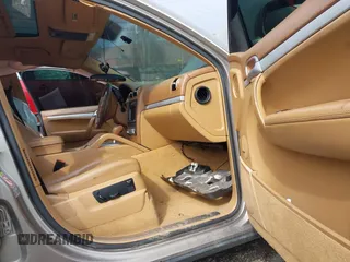 2008 Porsche Cayenne S с VIN WP1AB29PX8LA50620, выставлен на аукционе IAAI как лот 42000403 с пробегом Не указан миль и . История ставок и продаж доступна на DreamBid. Изображение 5.