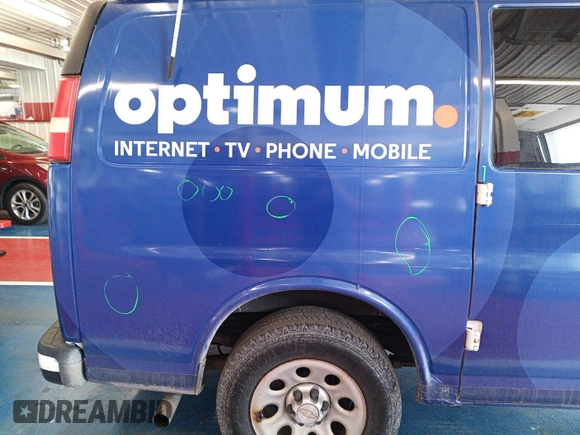 2011 Chevrolet Express Cargo z VIN 1GCSGAFX2B1185633, wystawiony jako IAAI lot #42568752 z przebiegiem 97 908 mil mil oraz . Historia ofert i sprzedaży dostępna na DreamBid. Obrazek 17.