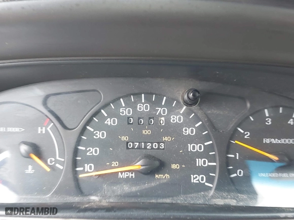 1997 Mercury Sable LS with VIN 1MELM53S8VA602057, listed as a IAAI auction lot 41468005 with 71,203 mi miles. Bid and sale history available at carsss.com. Image 7.