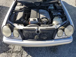 1998 Mercedes-Benz E 320 with VIN WDBJF25F9WA697018, listed as a Copart auction lot 87567315 with 107,255 mi miles and Clean Title. Bid and sale history available at DreamBid. Image 11.
