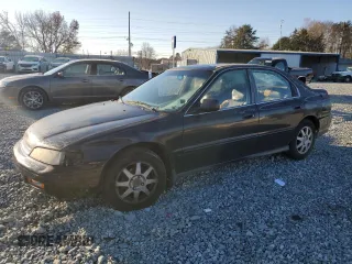 1994 Honda Accord EX w/Leather with VIN 1HGCD5666RA025696, listed as a Copart auction lot 82838644 with 269,181 mi miles and Salvage Title. Bid and sale history available at carsss.com. Image 1.
