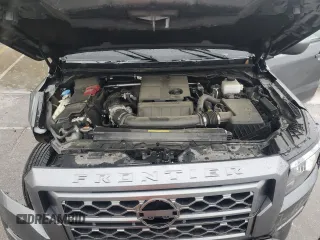 2023 Nissan Frontier SV z VIN 1N6ED1EK2PN664675, wystawiony jako Copart lot #60080045 z przebiegiem 42 373 mil mil oraz Nie do naprawy • Non repairable. Historia ofert i sprzedaży dostępna na DreamBid. Obrazek 11.