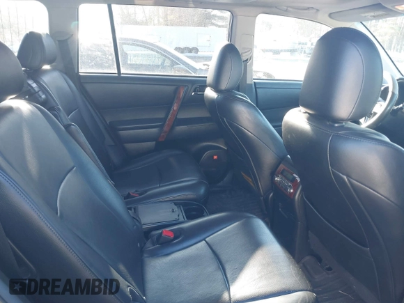 2012 Toyota Highlander Limited with VIN 5TDDK3EH3CS151170, listed as a IAAI auction lot 41710186 with 199,412 mi miles. Bid and sale history available at carsss.com. Image 8.