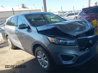 2018 Kia Sorento L with VIN 5XYPG4A39JG339992, listed as a IAAI auction lot 41862512 with 119,430 mi miles. Bid and sale history available at carsss.com. Image 1.