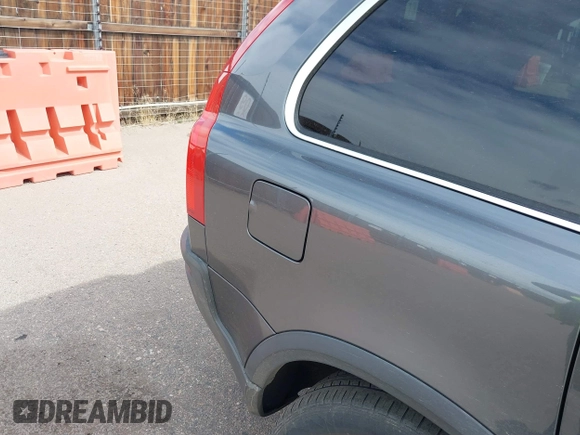 2005 Volvo XC90 with VIN YV1CZ911251158155, listed as a IAAI auction lot 41742209 with 270,995 mi miles and . Bid and sale history available at DreamBid. Image 6.