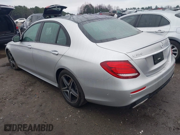 2020 Mercedes-Benz E-Class E 350 with VIN WDDZF8EB5LA733034, listed as a IAAI auction lot 41542745 with 25,324 mi miles. Bid and sale history available at carsss.com. Image 3.