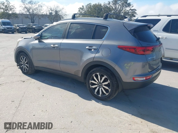 2017 Kia Sportage EX z VIN KNDPN3AC7H7233998, wystawiony jako IAAI lot #41588712 z przebiegiem 137 819 mil mil oraz . Historia ofert i sprzedaży dostępna na DreamBid. Obrazek 3.