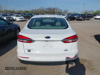 2019 Ford Fusion SE with VIN 3FA6P0HD6KR265995, listed as a IAAI auction lot 42097079 with 112,713 mi miles. Bid and sale history available at carsss.com. Image 15.