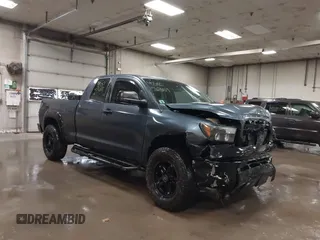 2009 Toyota Tundra 4WD Truck with VIN 5TFBW54199X091510, listed as a IAAI auction lot 42025369 with 234,784 mi miles. Bid and sale history available at carsss.com. Image 1.