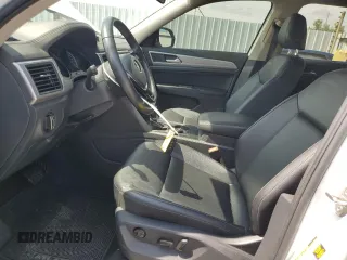 2019 Volkswagen Atlas SE with VIN 1V2LR2CA8KC572484, listed as a Copart auction lot 60793785 with 100,311 mi miles and Salvage title. Bid and sale history available at DreamBid. Image 7.