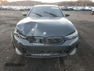 2024 BMW 3 Series M340i xDrive with VIN 3MW49FF06R8E26745, listed as a Copart auction lot 86563564 with 21,327 mi miles and Salvage Title. Bid and sale history available at carsss.com. Image 5.