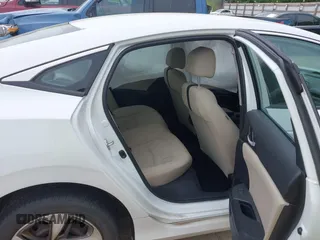 2020 Honda Civic LX z VIN 19XFC2F66LE021813, wystawiony jako IAAI lot #42285033 z przebiegiem 116 069 mil mil oraz . Historia ofert i sprzedaży dostępna na DreamBid. Obrazek 8.