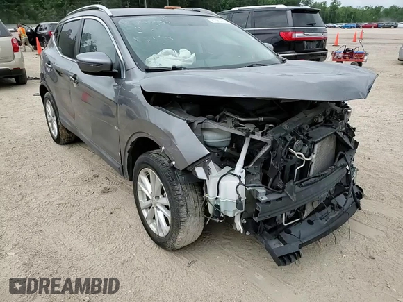 2017 Nissan Rogue SV with VIN JN1BJ1CP4HW013785, listed as a Copart auction lot 57387635 with 139,103 mi miles and Salvage title. Bid and sale history available at DreamBid. Image 14.