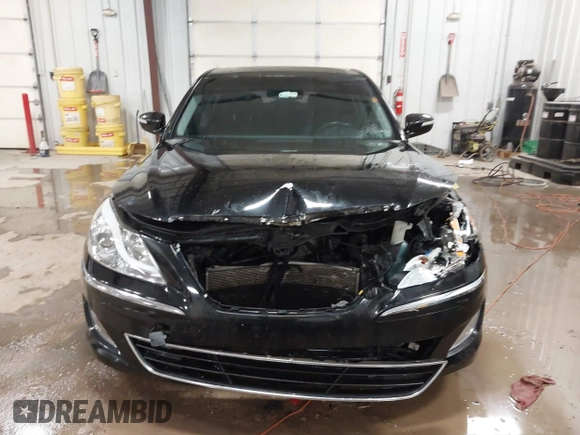 2013 Hyundai Genesis 3.8L with VIN KMHGC4DD3DU247095, listed as a IAAI auction lot 41551023 with 131,038 mi miles. Bid and sale history available at carsss.com. Image 12.