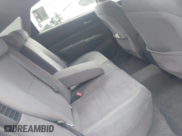 2005 Toyota Prius z VIN JTDKB20U257051452, wystawiony jako IAAI lot #42451660 z przebiegiem 166 106 mil mil oraz . Historia ofert i sprzedaży dostępna na DreamBid. Obrazek 8.