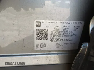 2024 Chevrolet Equinox EV RS z VIN 3GN7DNRP4RS237331, wystawiony jako IAAI lot #41782449 z przebiegiem 10 734 mil mil oraz . Historia ofert i sprzedaży dostępna na DreamBid. Obrazek 9.