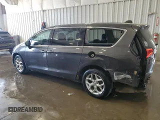 2018 Chrysler Pacifica Touring Plus with VIN 2C4RC1FG5JR122837, listed as a Copart auction lot 58764525 with 136,820 mi miles and Clean title. Bid and sale history available at DreamBid. Image 2.