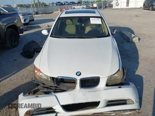 2007 BMW 3 Series 328i with VIN WBAVA33557P141317, listed as a IAAI auction lot 42053206 with 1 mi miles. Bid and sale history available at carsss.com. Image 11.
