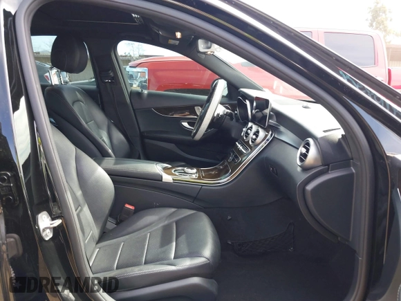 2019 Mercedes-Benz C 300 with VIN WDDWF8DB1KR483795, listed as a IAAI auction lot 41679728 with 138,307 mi miles and . Bid and sale history available at DreamBid. Image 5.