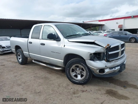 2005 Dodge Ram 1500 SLT with VIN 1D7HA18N65J530633, listed as a IAAI auction lot 41645647 with 156,179 mi miles. Bid and sale history available at carsss.com. Image 1.