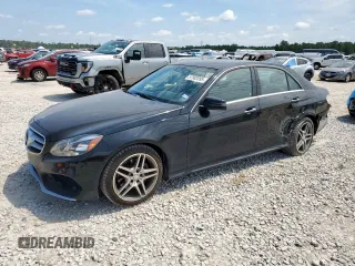 2015 Mercedes-Benz E 350 Sport z VIN WDDHF5KB0FB117125, wystawiony jako Copart lot #57882095 z przebiegiem 106 963 mil mil oraz Szkoda całkowita • Salvage title. Historia ofert i sprzedaży dostępna na DreamBid. Obrazek 1.