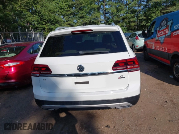 2018 Volkswagen Atlas SE z VIN 1V2LR2CA0JC520538, wystawiony jako IAAI lot #42862283 z przebiegiem 119 258 mil mil oraz . Historia ofert i sprzedaży dostępna na DreamBid. Obrazek 16.